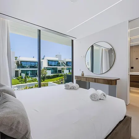 New T2 With Pool - Quinta Dourada Albufeira