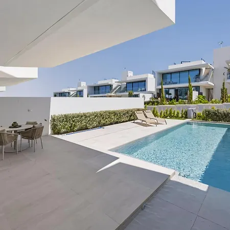 New T2 With Pool - Quinta Dourada * Albufeira
